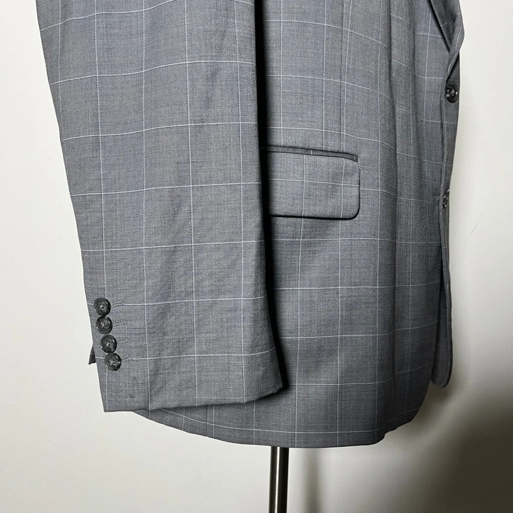 Stafford Suit Mens 52R 44W Gray Windowpane Classic Fit Wool Blend 2-Button